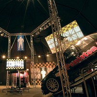 Celebrate jubilee with 1950s cars